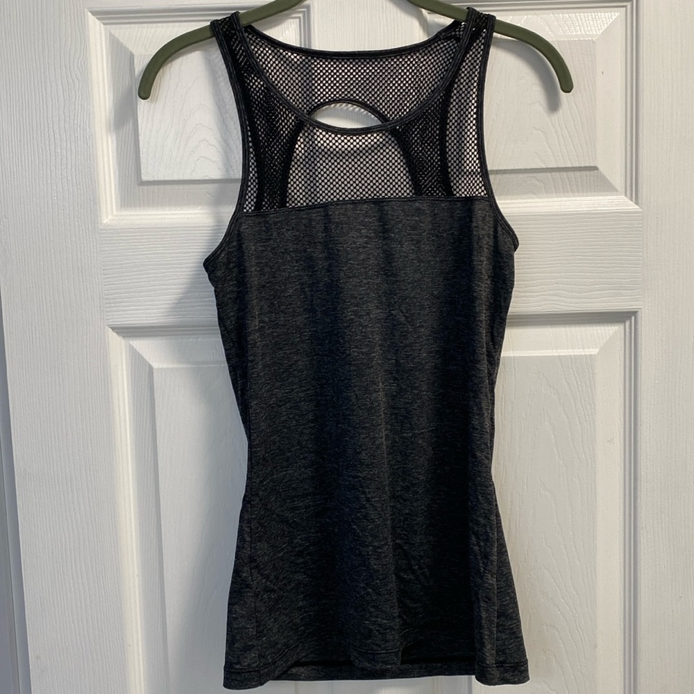 Lorna Jane tank